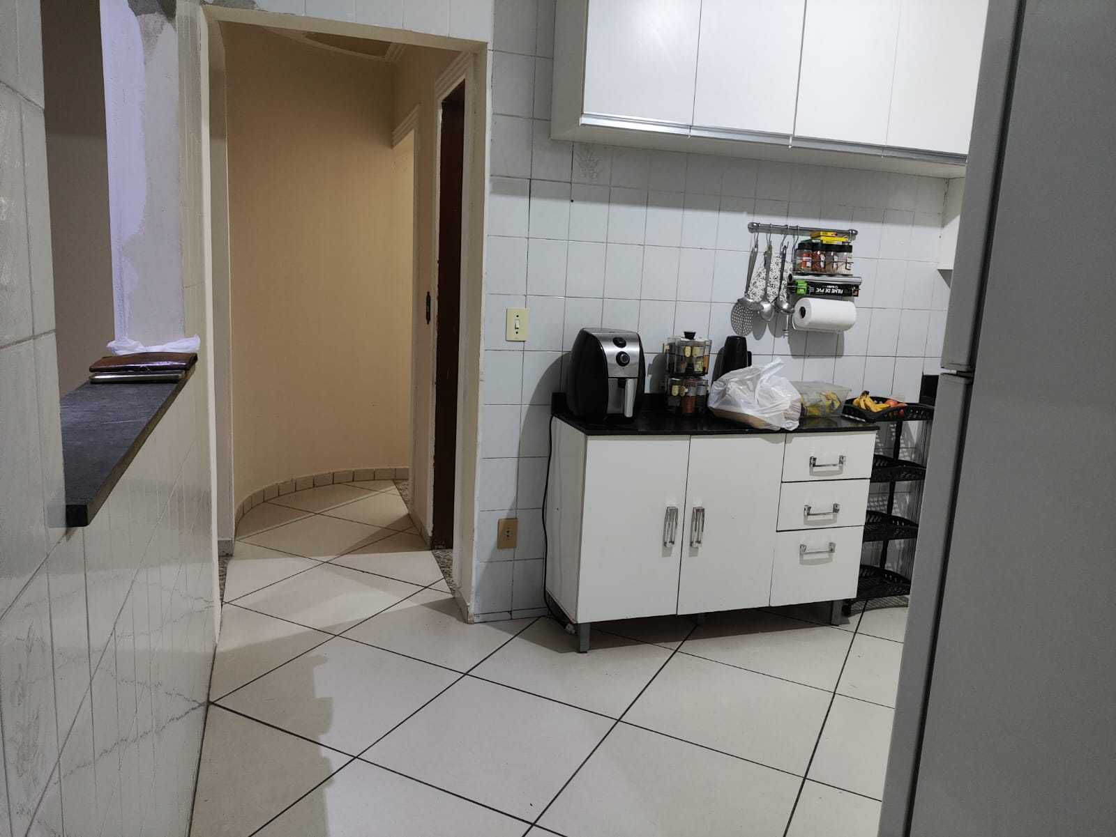 Casa à venda com 3 quartos, 195m² - Foto 9