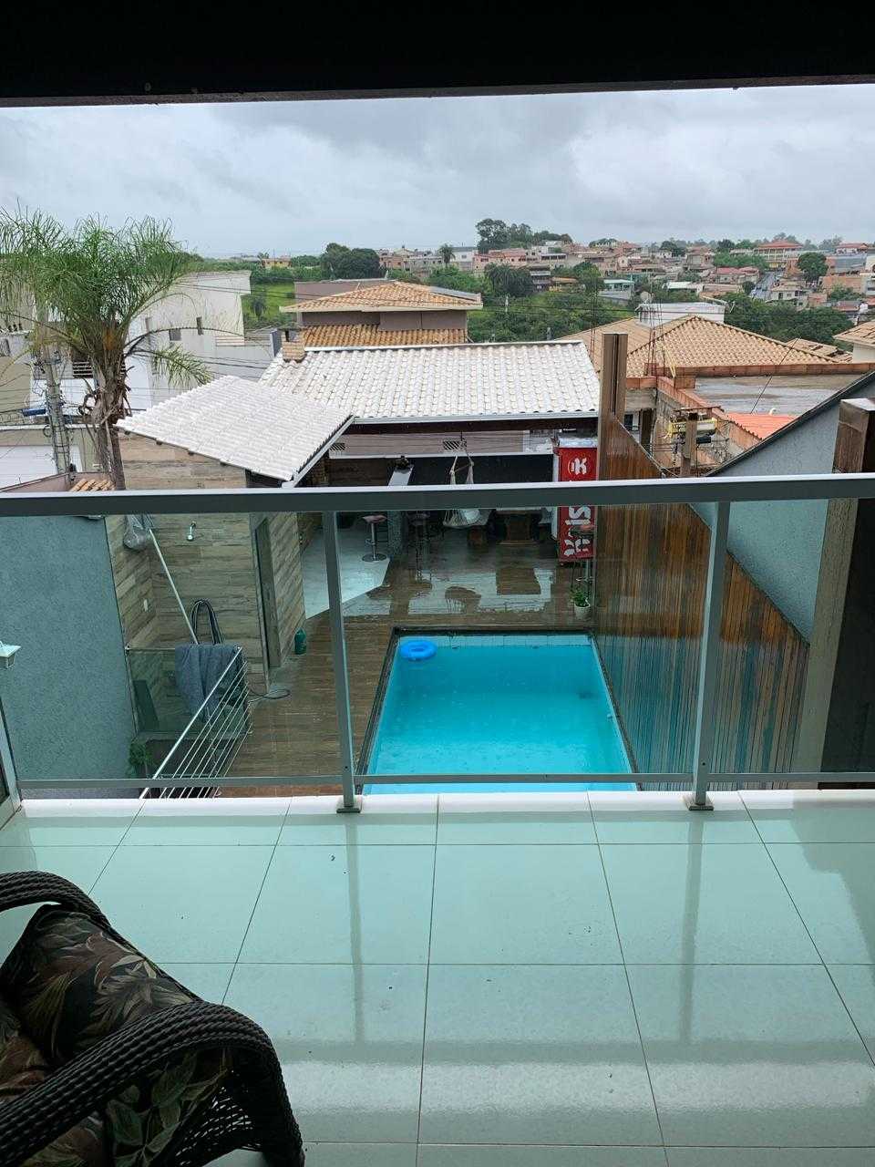 Casa à venda com 3 quartos, 220m² - Foto 10