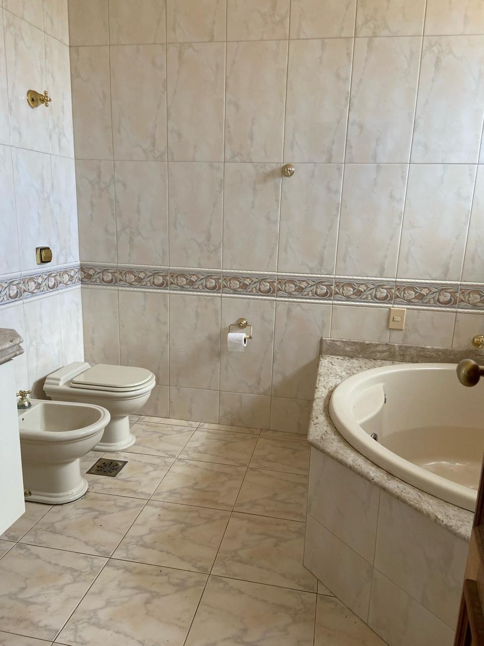 Casa à venda com 4 quartos, 290m² - Foto 5