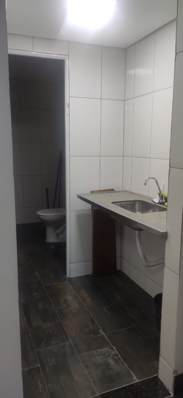 Chácara à venda com 6 quartos, 1100m² - Foto 25