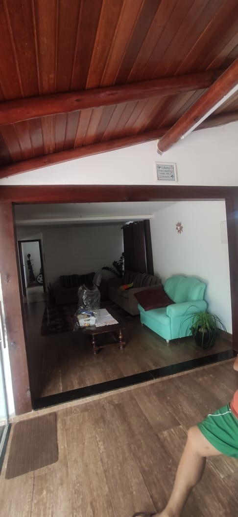 Chácara à venda com 6 quartos, 1100m² - Foto 4