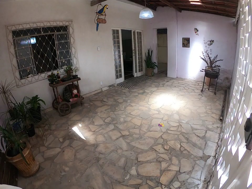 Casa à venda com 4 quartos, 450m² - Foto 2