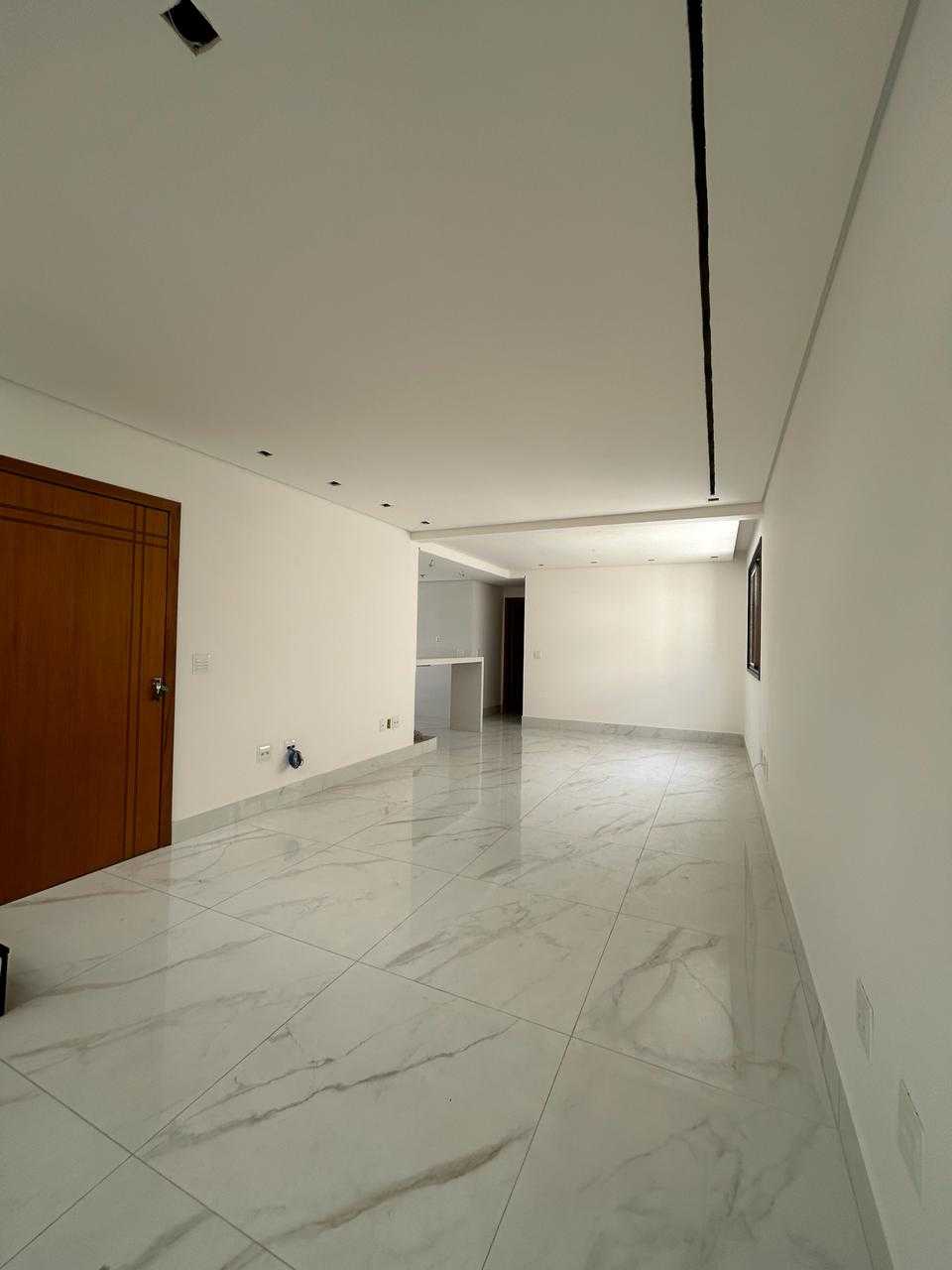 Cobertura à venda com 4 quartos, 240m² - Foto 7