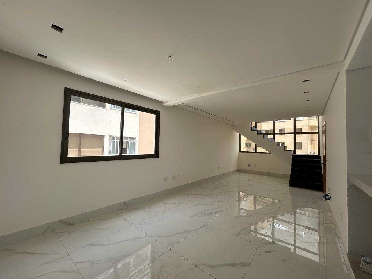 Cobertura à venda com 4 quartos, 240m² - Foto 4