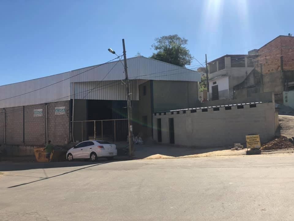 Depósito-Galpão-Armazém à venda, 609m² - Foto 1