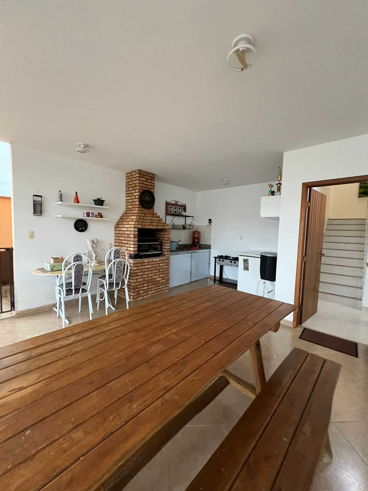 Casa à venda com 4 quartos, 305m² - Foto 6