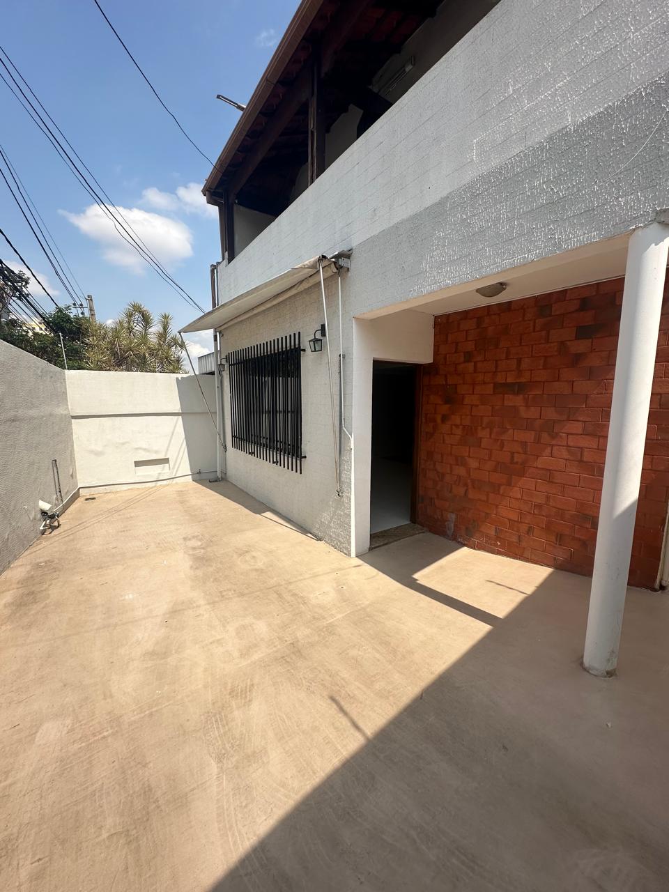 Casa para alugar com 2 quartos, 95m² - Foto 22