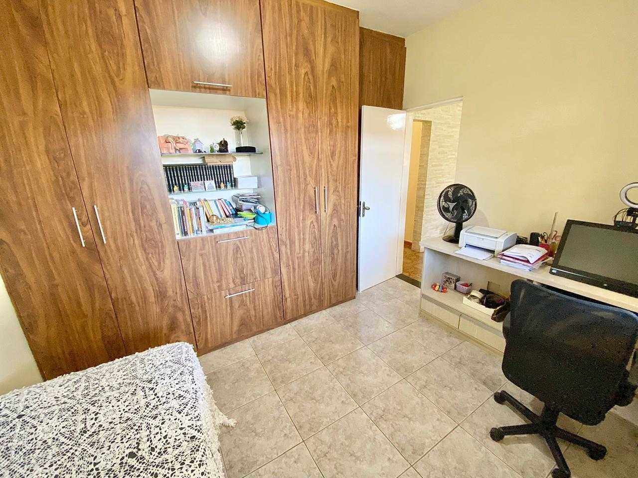 Casa à venda com 3 quartos, 405m² - Foto 20