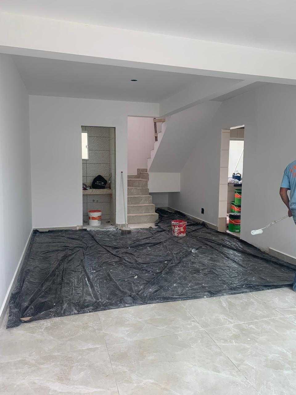 Casa à venda com 3 quartos, 120m² - Foto 1