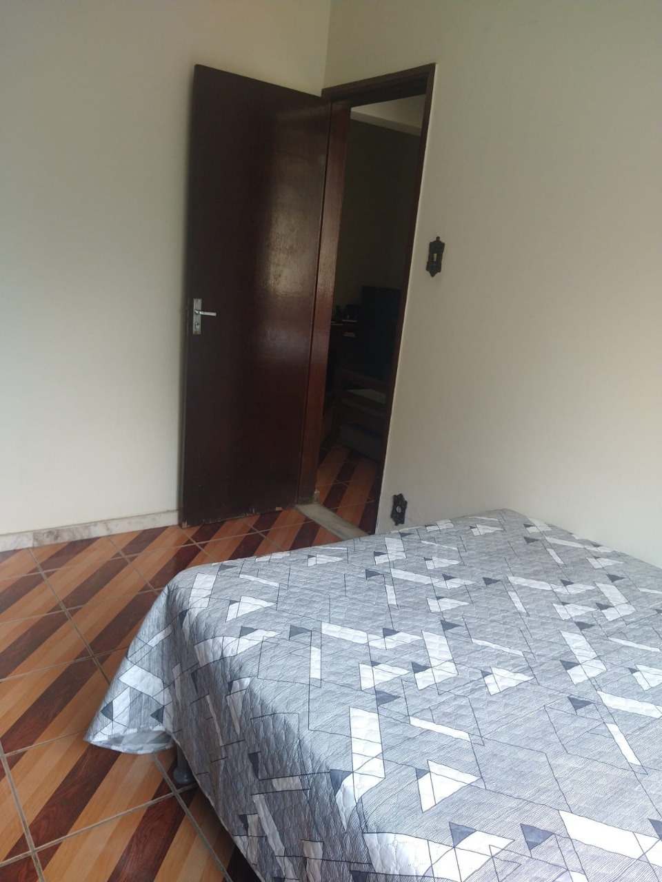 Casa à venda com 3 quartos, 200m² - Foto 10