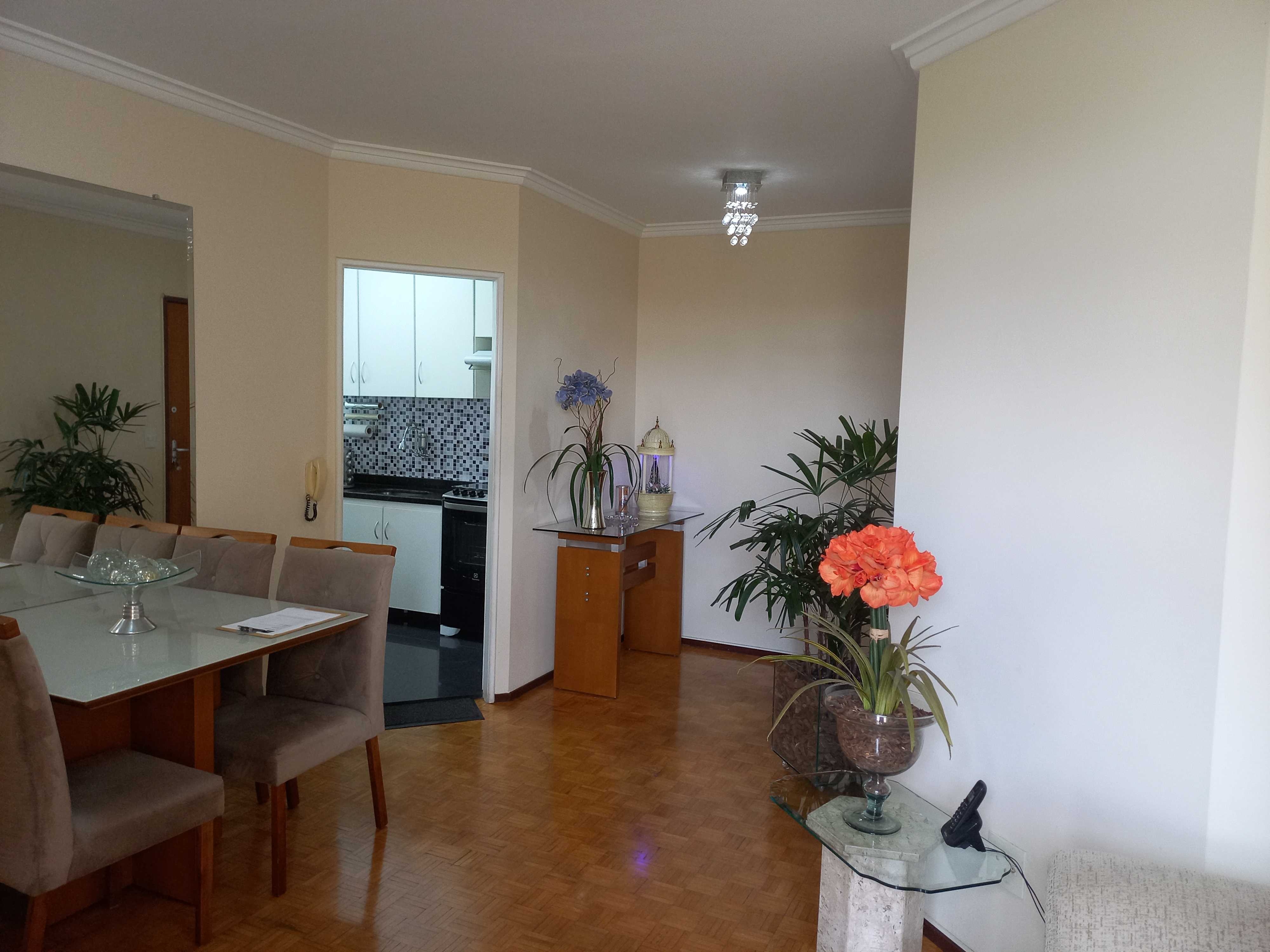 Apartamento à venda com 3 quartos, 75m² - Foto 5