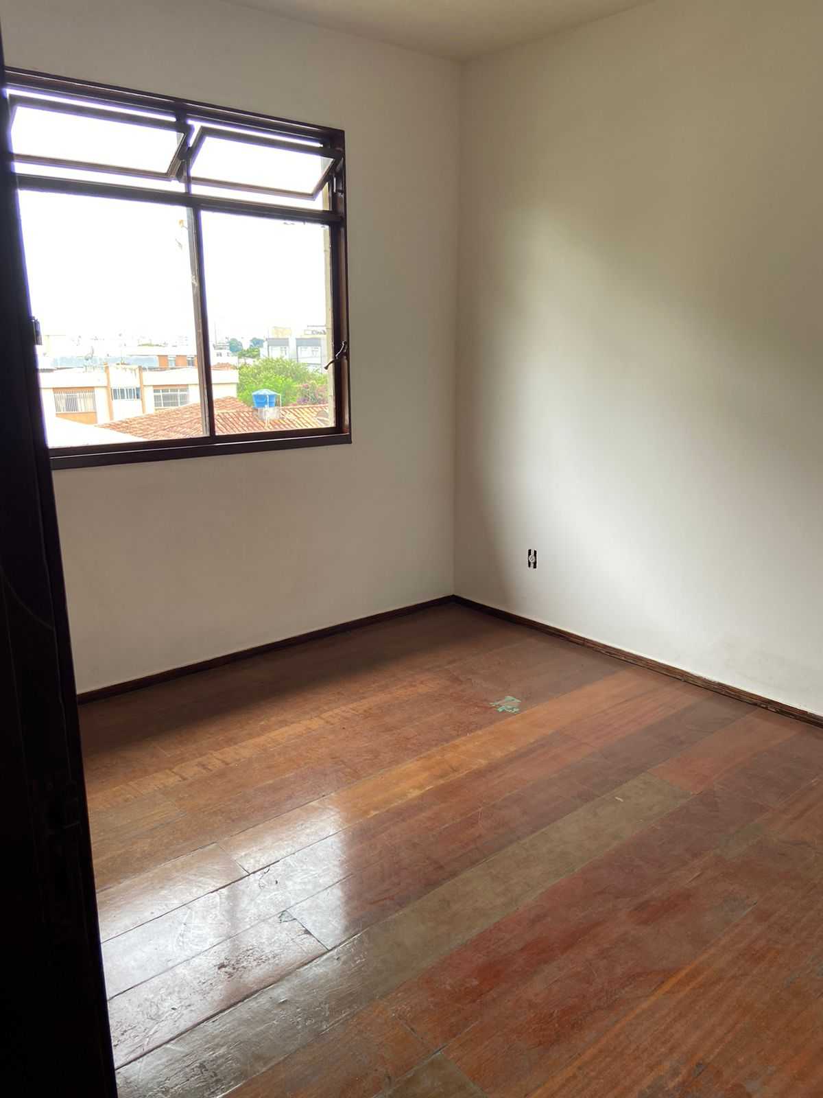 Apartamento à venda com 2 quartos, 80m² - Foto 8