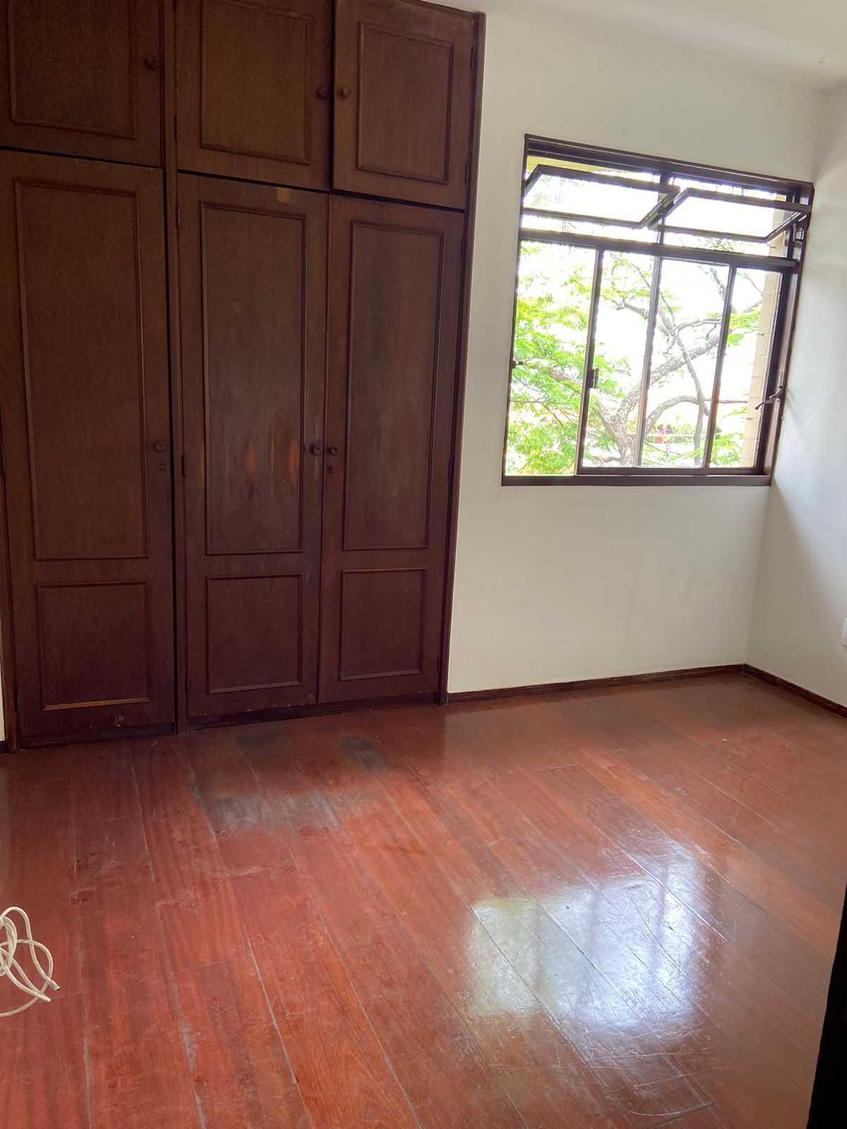 Apartamento à venda com 2 quartos, 80m² - Foto 12