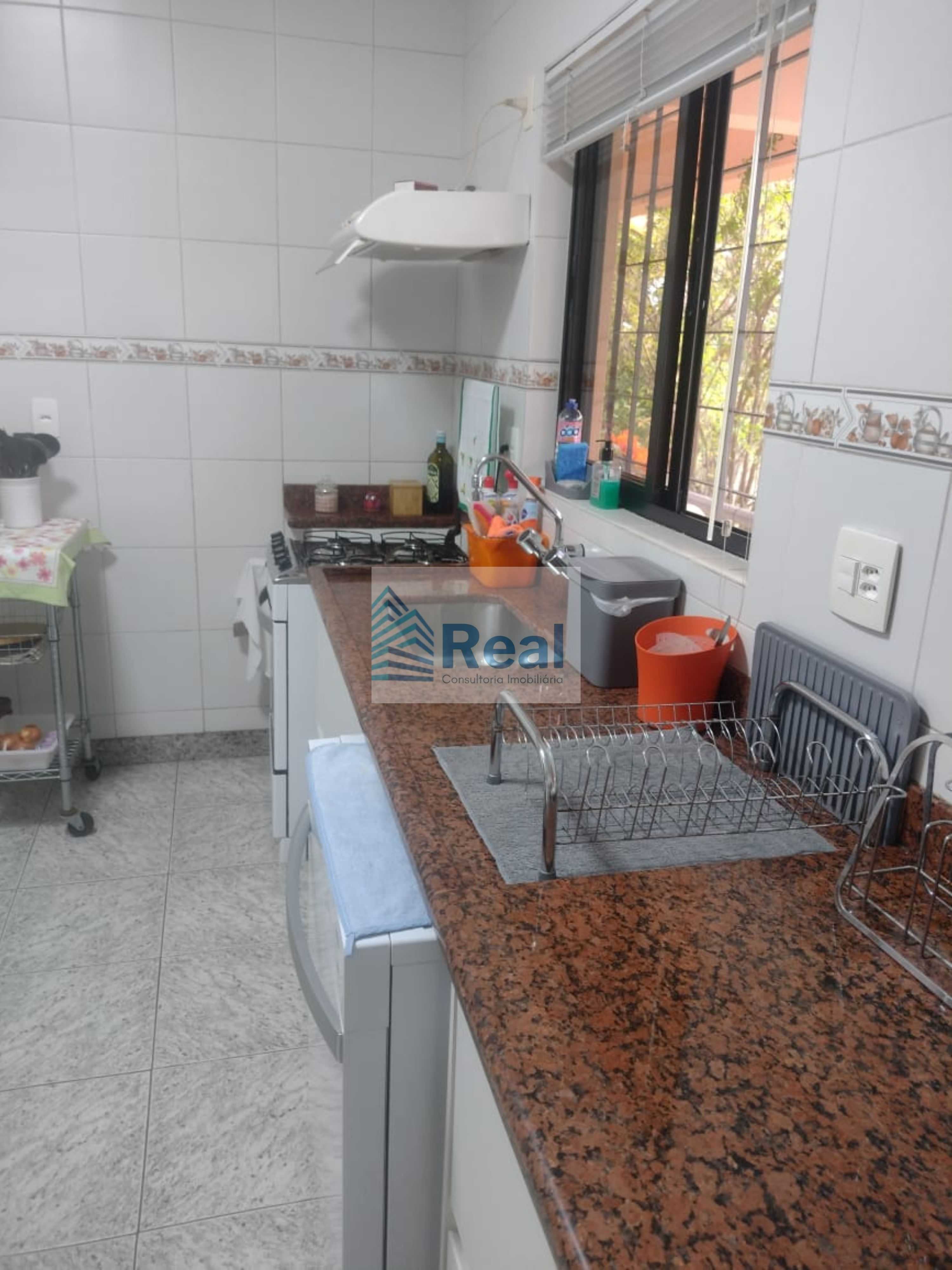 Casa à venda com 3 quartos, 1175m² - Foto 11