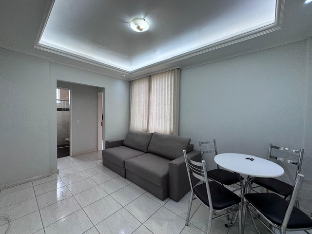 Apartamento à venda com 2 quartos, 62m² - Foto 3