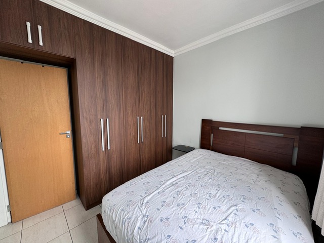 Apartamento à venda com 2 quartos, 62m² - Foto 10