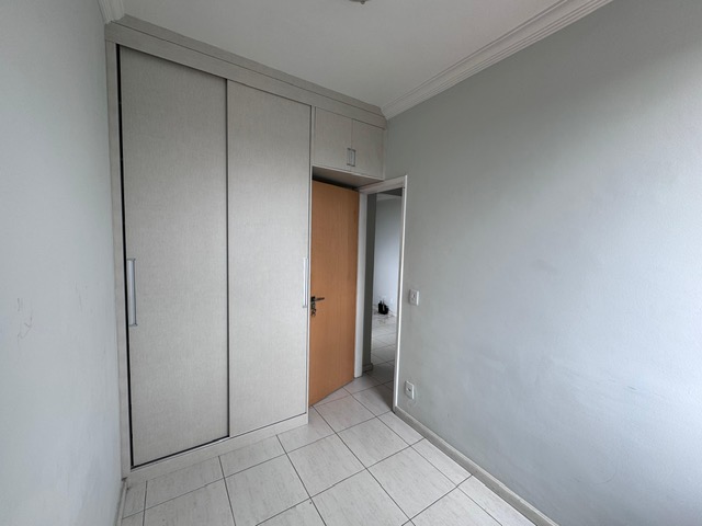 Apartamento à venda com 2 quartos, 62m² - Foto 15