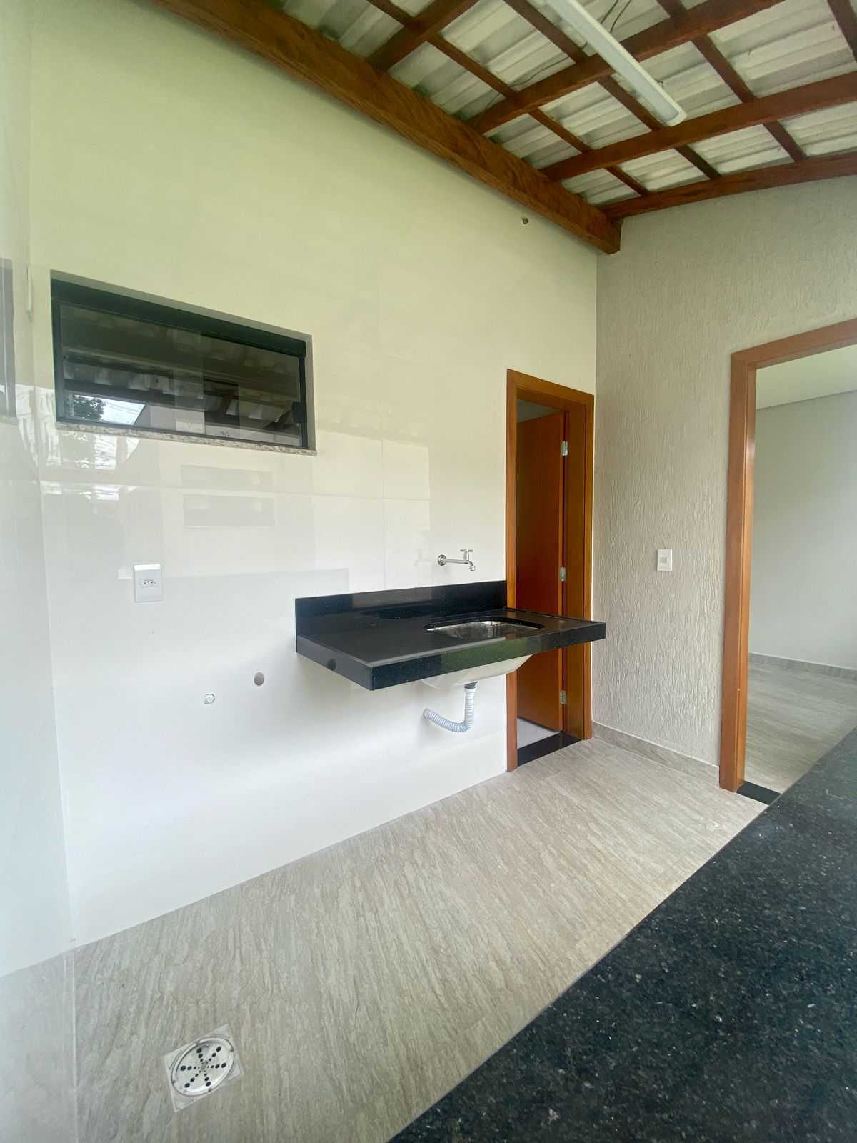 Casa à venda com 4 quartos, 178m² - Foto 5