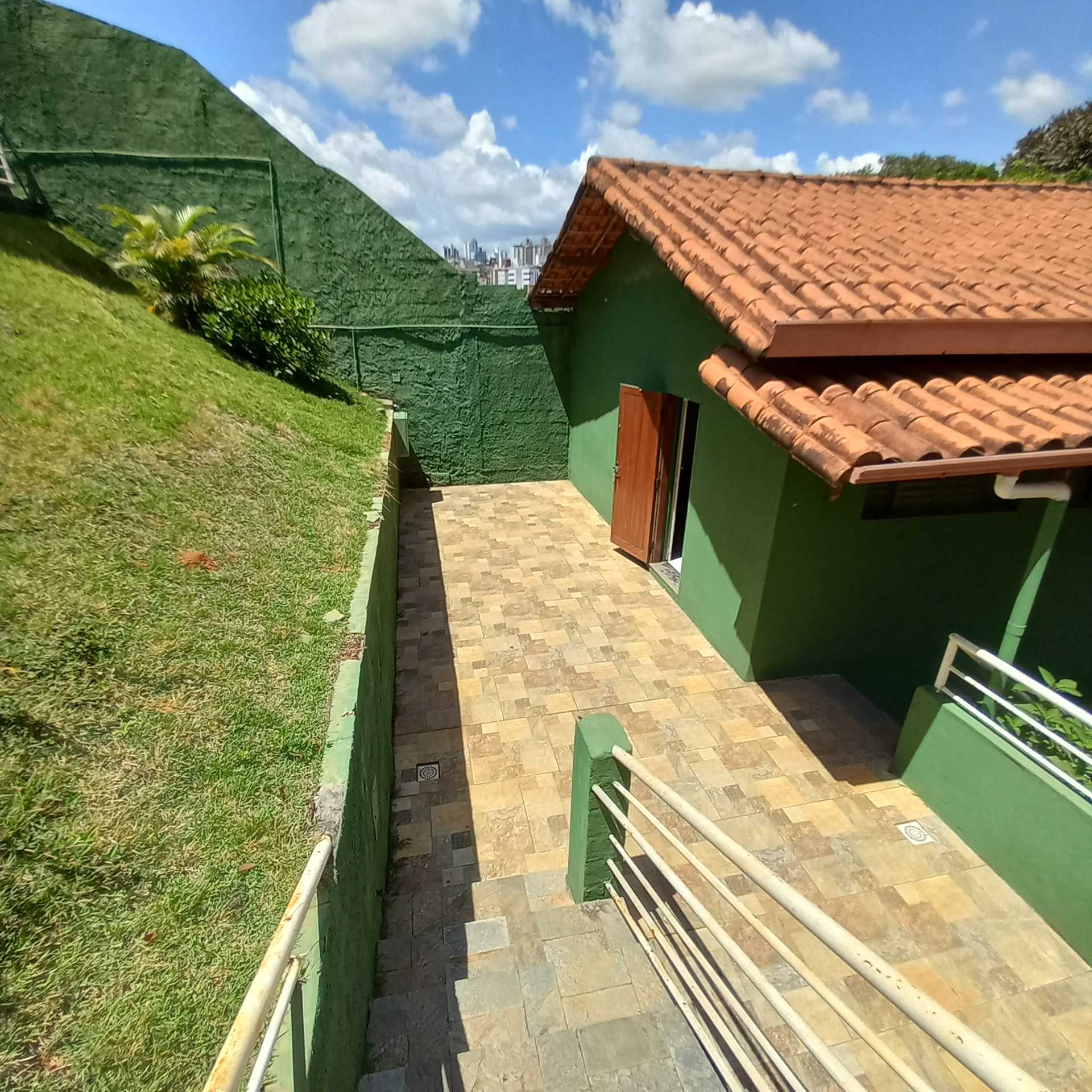 Casa à venda com 3 quartos, 250m² - Foto 9