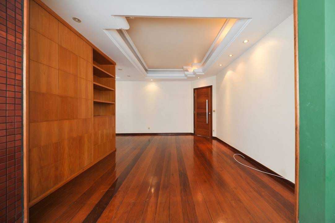 Apartamento à venda com 4 quartos, 140m² - Foto 6