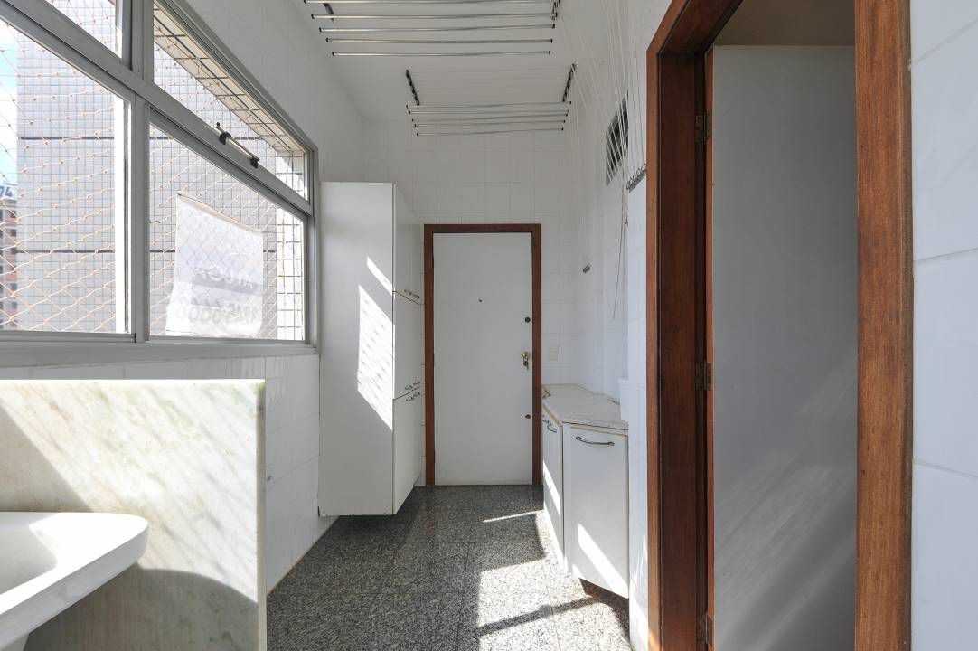 Apartamento à venda com 4 quartos, 140m² - Foto 22