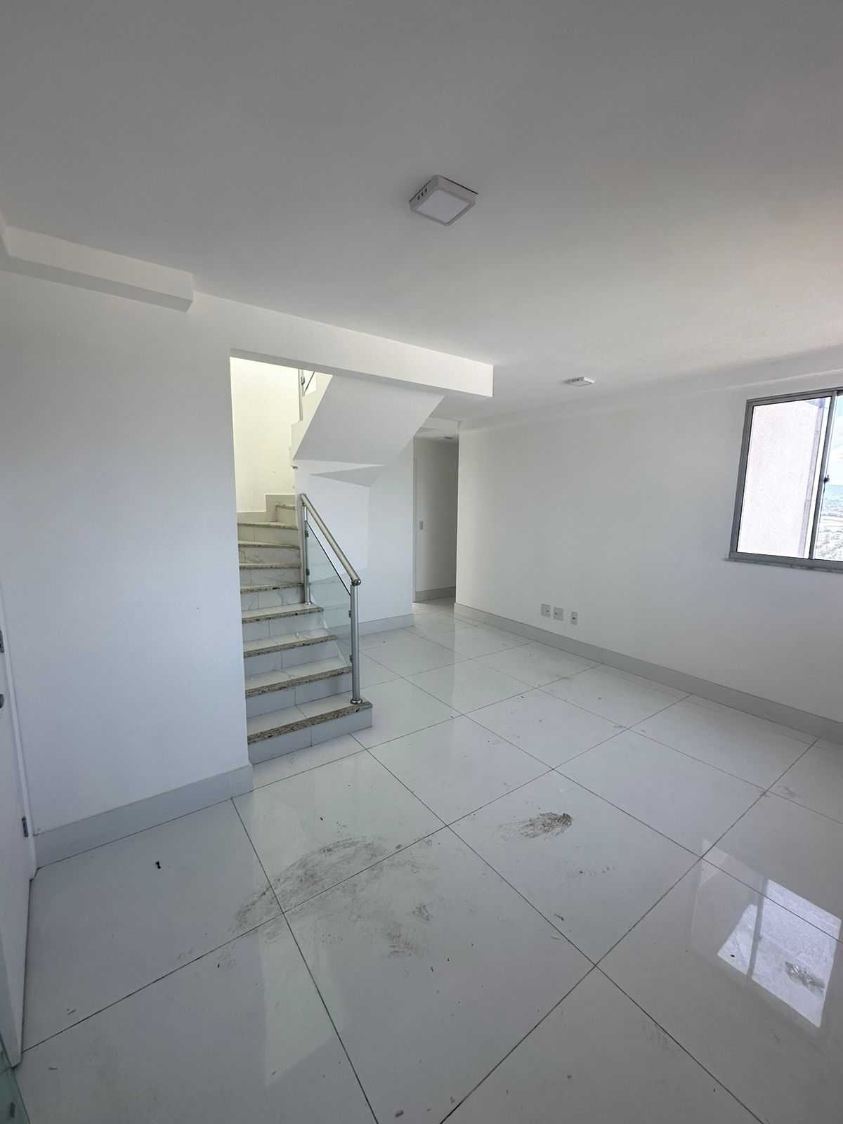 Cobertura para alugar com 3 quartos, 180m² - Foto 1