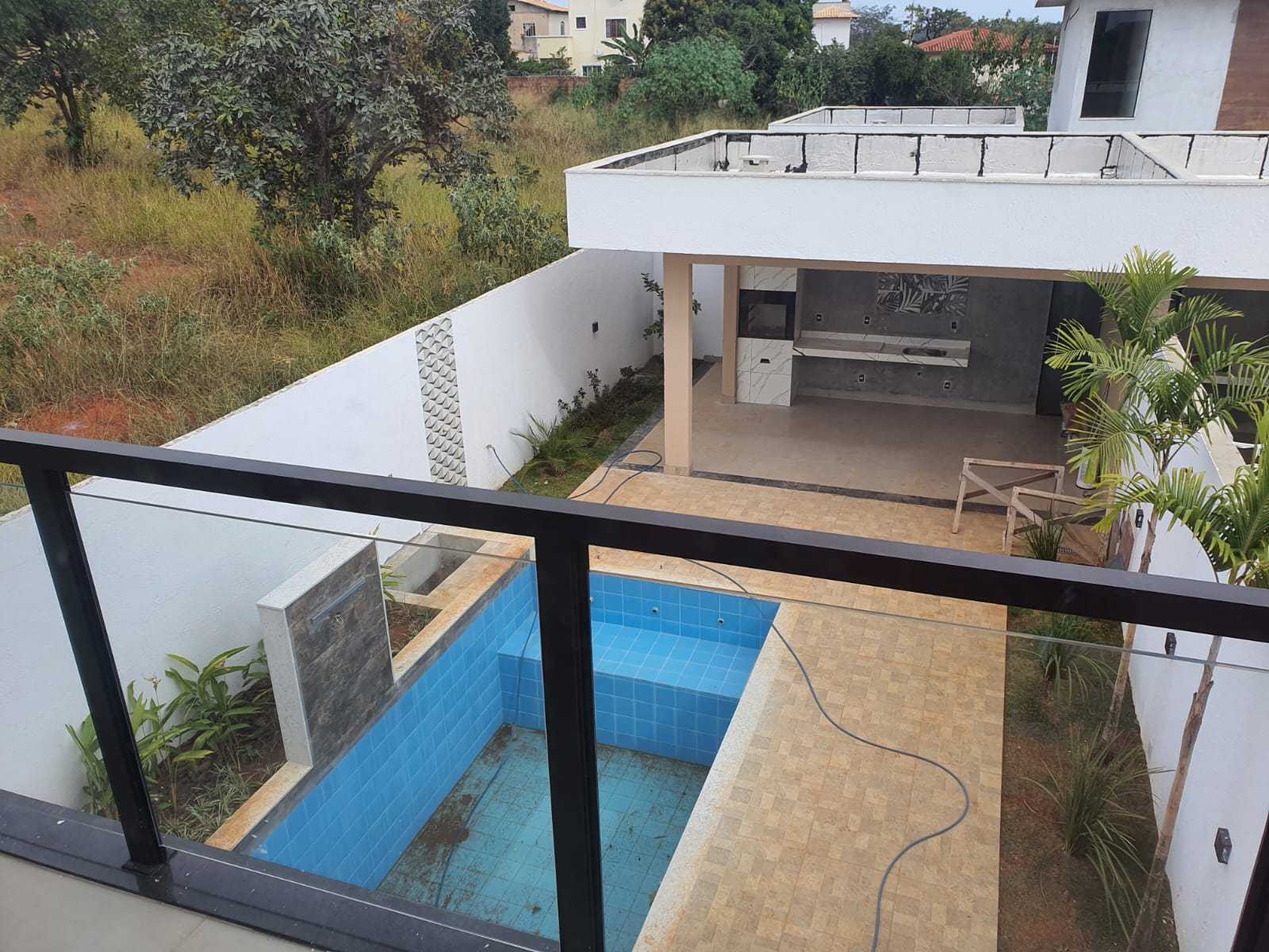 Casa à venda com 4 quartos, 134m² - Foto 13