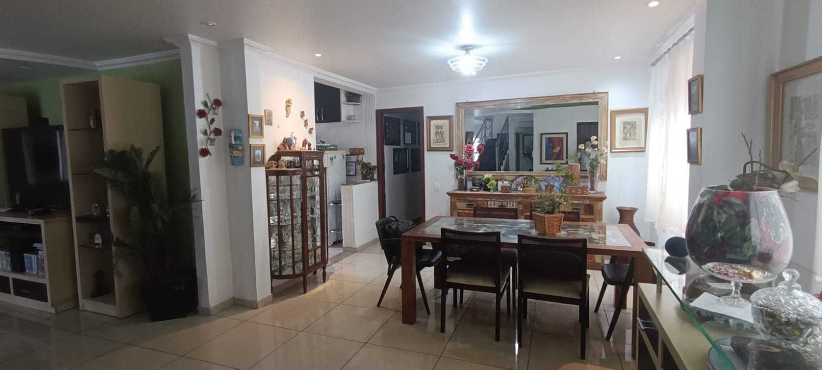 Casa à venda com 5 quartos, 480m² - Foto 12