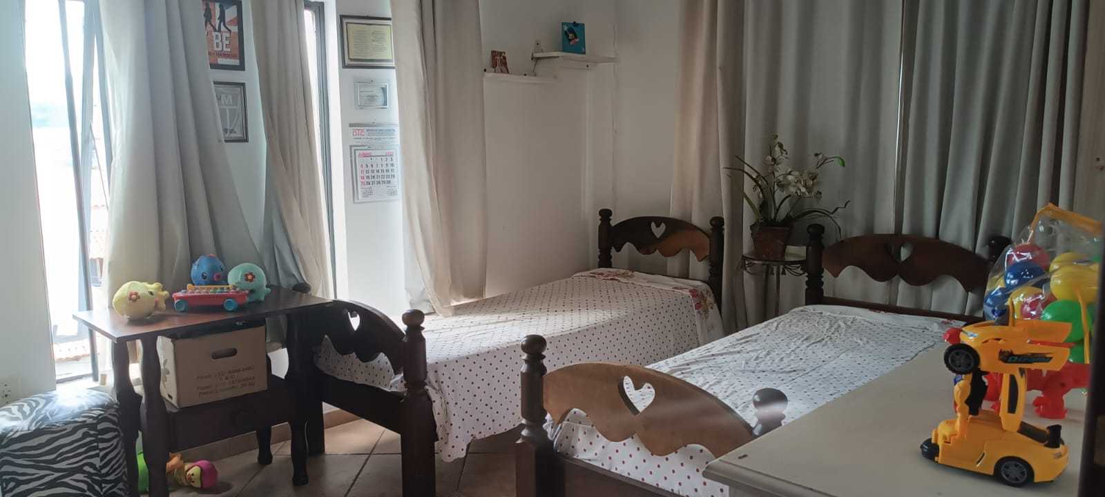 Casa à venda com 5 quartos, 480m² - Foto 25