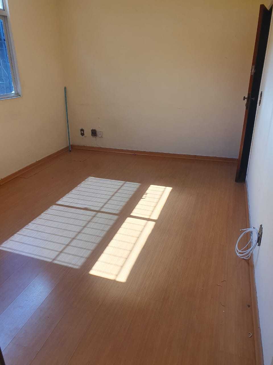 Apartamento à venda com 3 quartos, 64m² - Foto 1