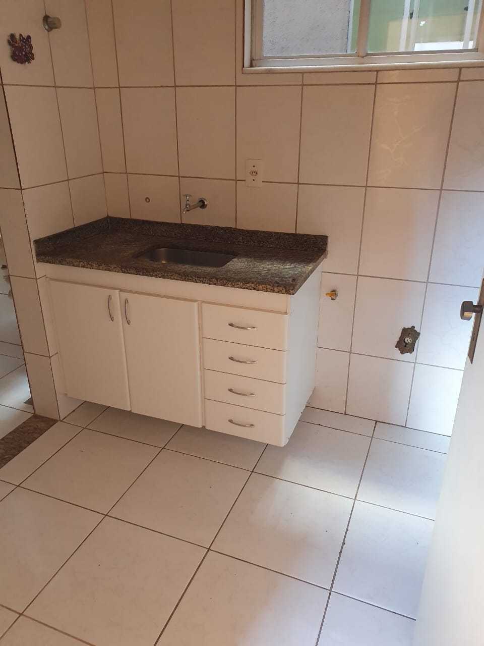 Apartamento à venda com 3 quartos, 64m² - Foto 4