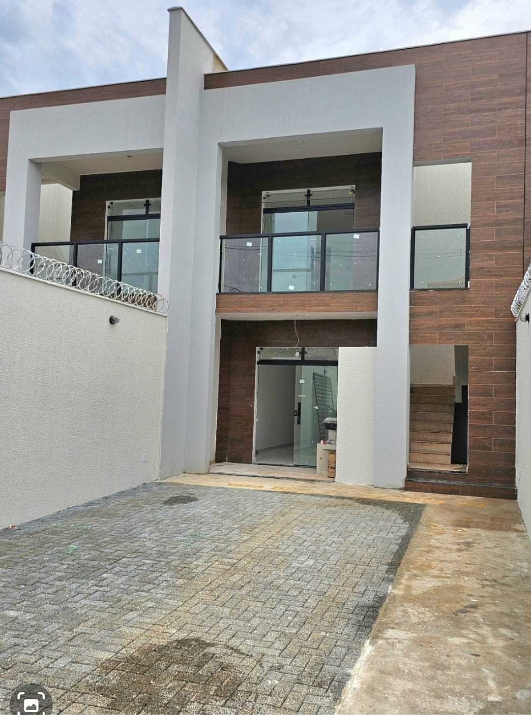 Casa à venda com 2 quartos, 175m² - Foto 1