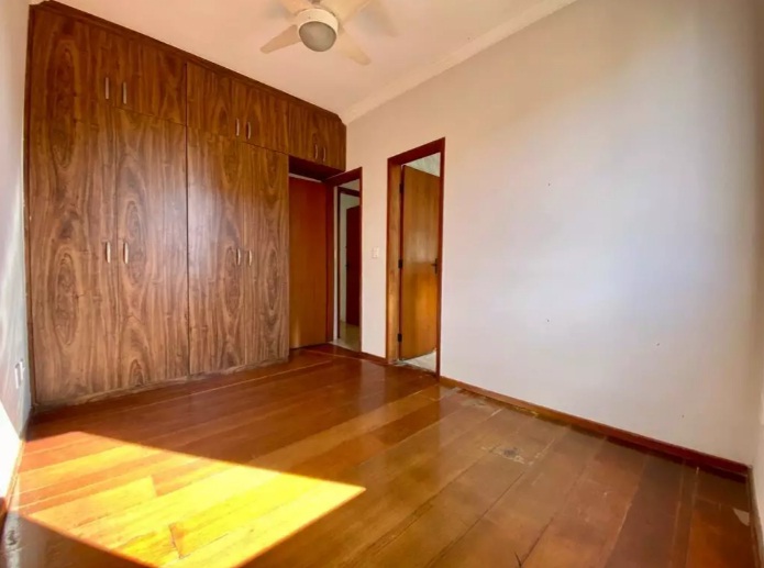 Apartamento à venda com 3 quartos, 75m² - Foto 6