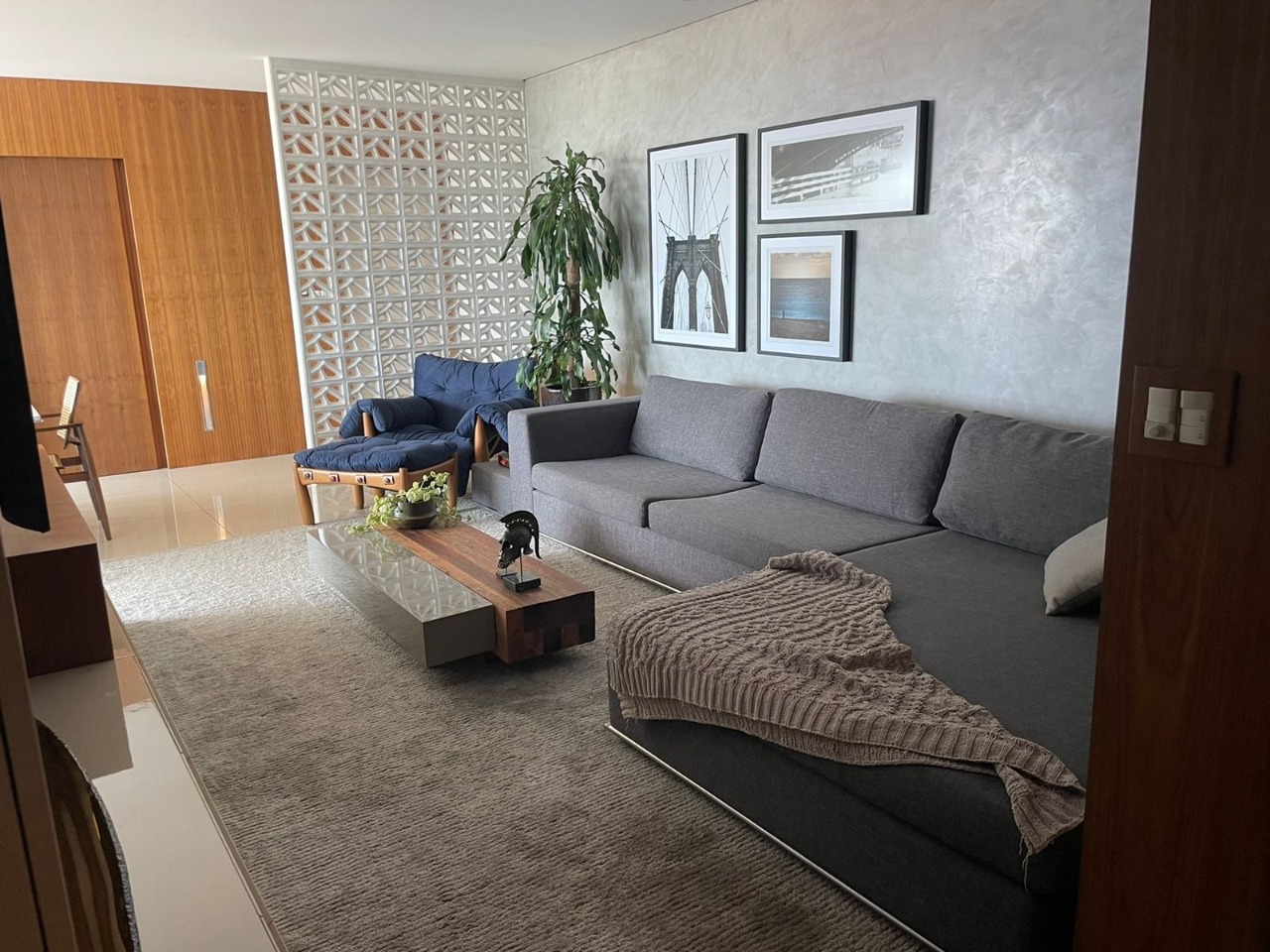 Apartamento à venda com 4 quartos, 150m² - Foto 3