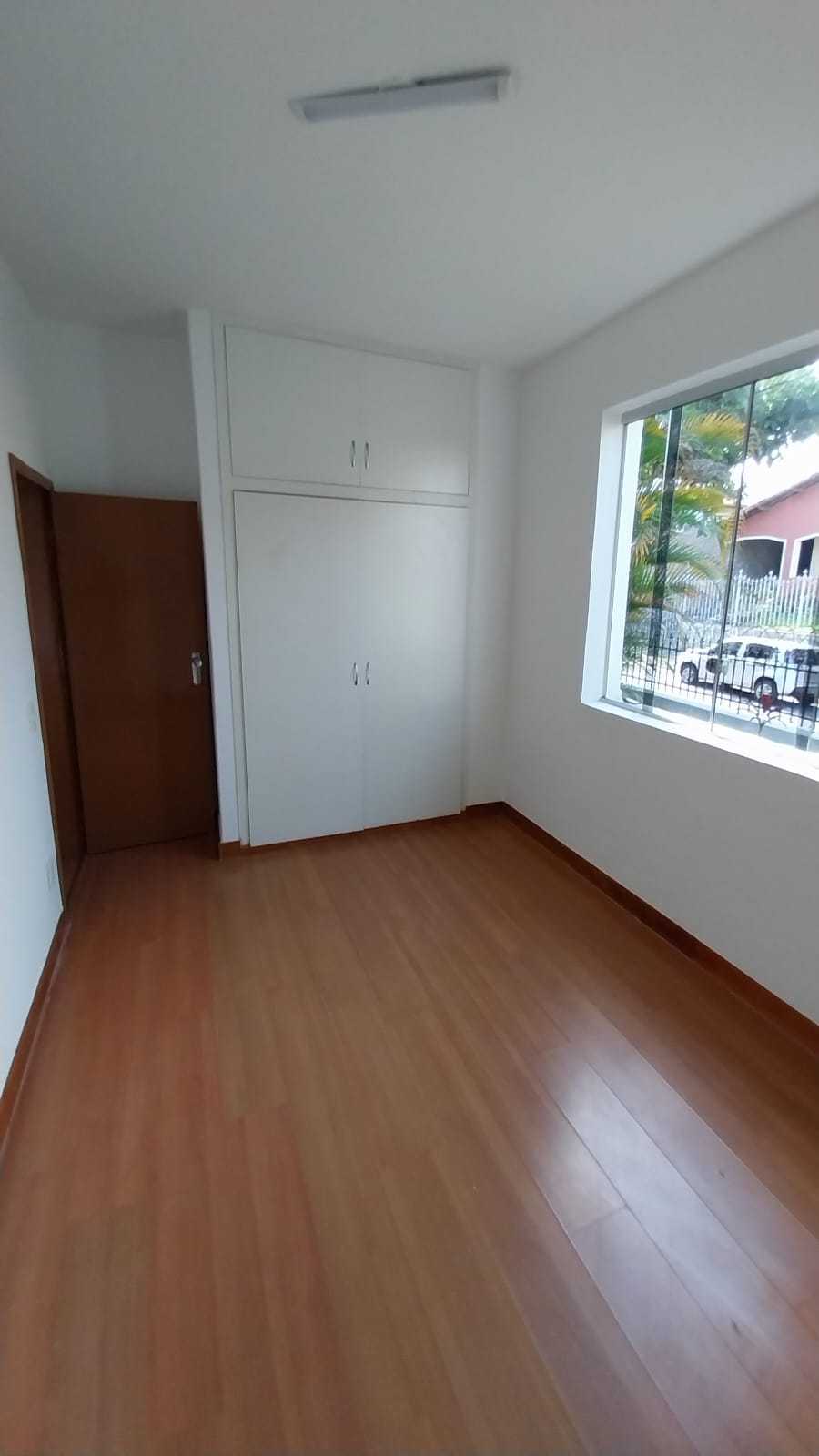 Casa à venda com 4 quartos, 290m² - Foto 25