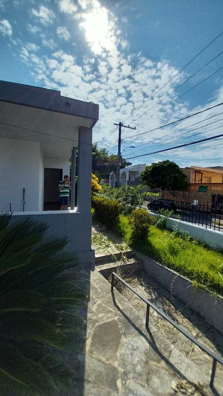 Casa à venda com 4 quartos, 290m² - Foto 7