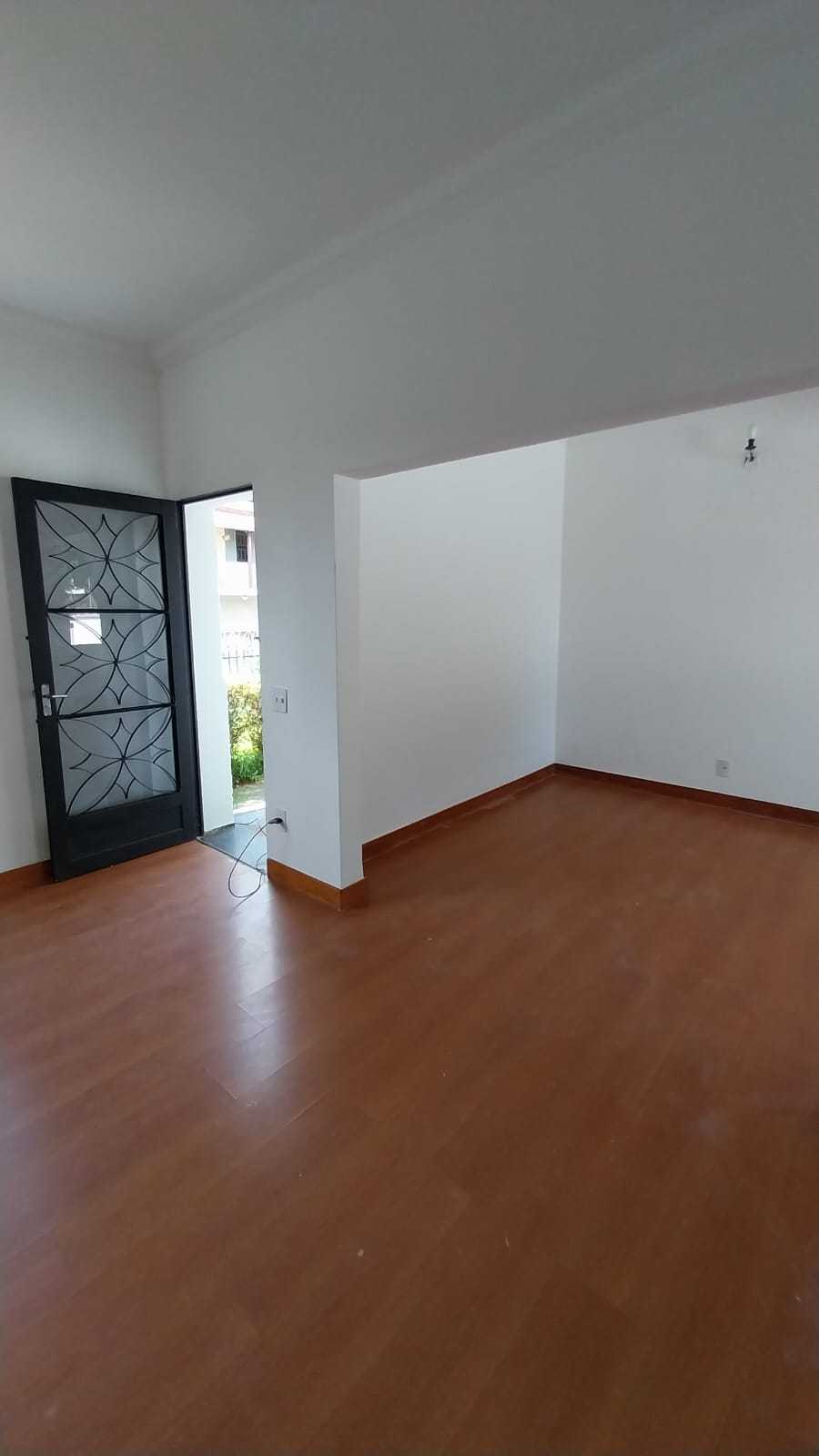 Casa à venda com 4 quartos, 290m² - Foto 8