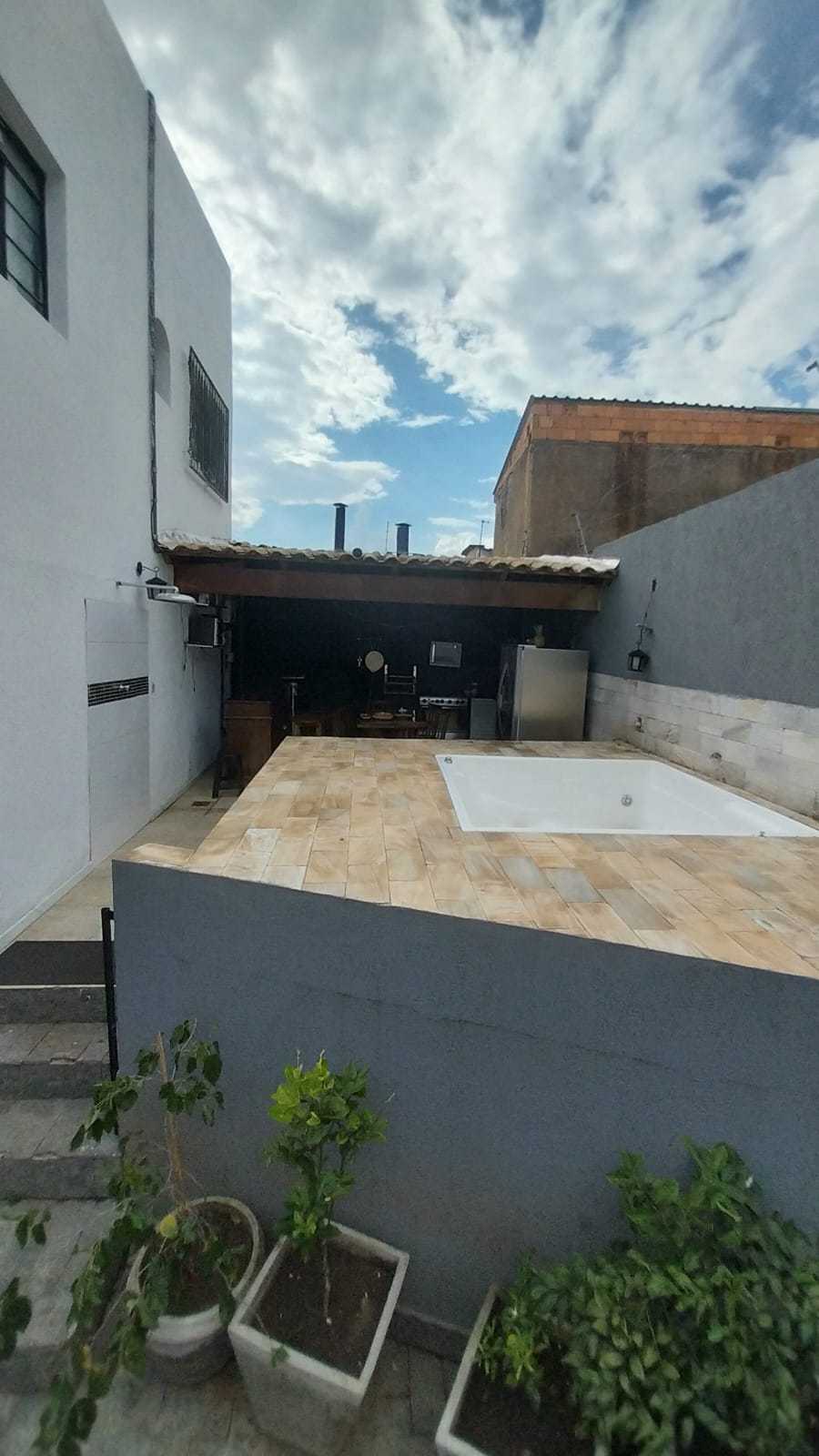 Casa à venda com 5 quartos, 480m² - Foto 4