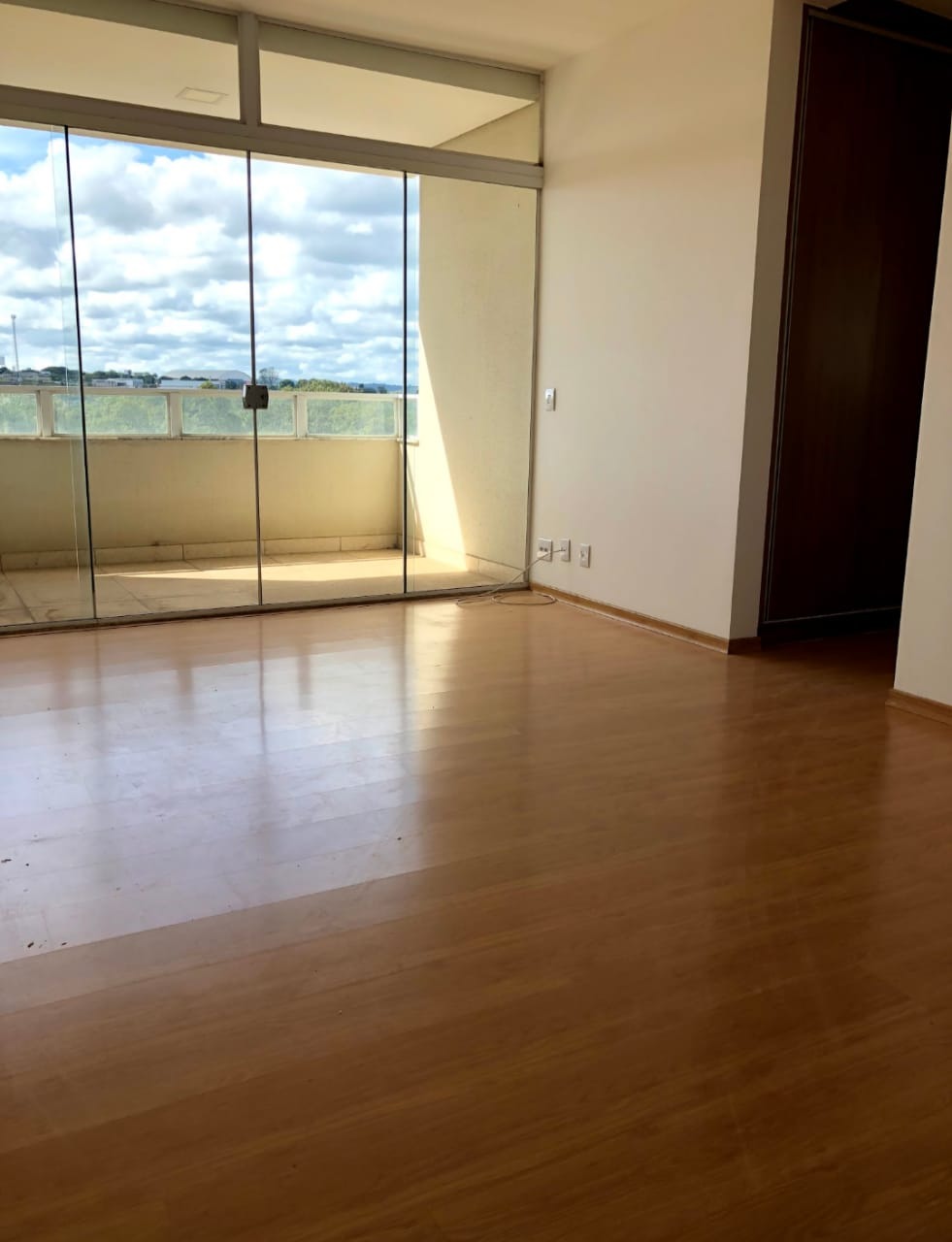 Apartamento à venda com 2 quartos, 59m² - Foto 2