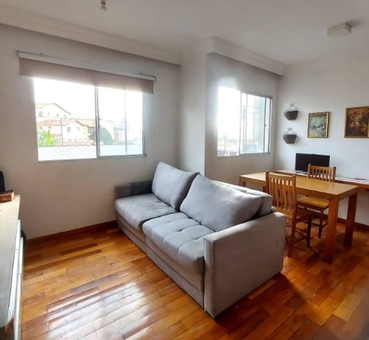 Apartamento à venda com 3 quartos, 93m² - Foto 2