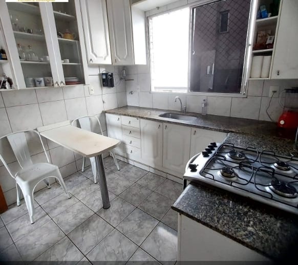 Apartamento à venda com 3 quartos, 93m² - Foto 4