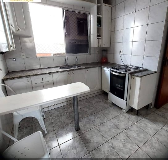 Apartamento à venda com 3 quartos, 93m² - Foto 6