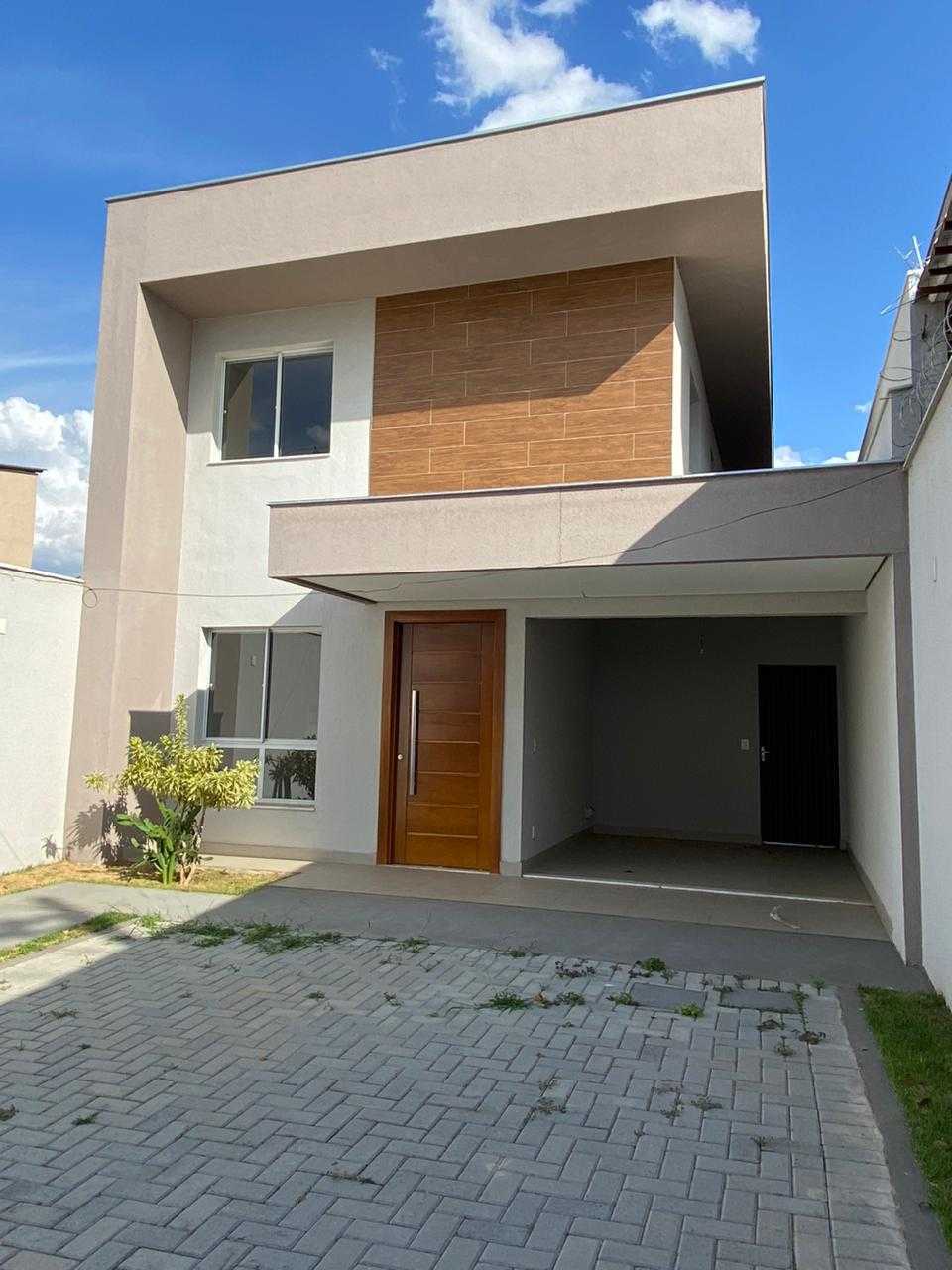 Casa à venda com 3 quartos, 129m² - Foto 1