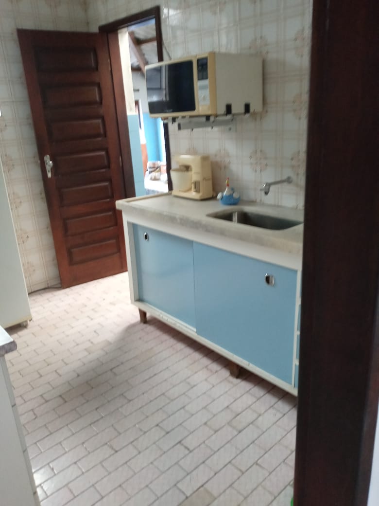 Casa à venda com 3 quartos, 300m² - Foto 17