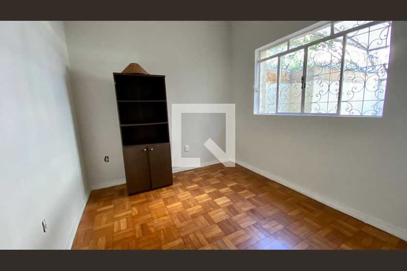 Apartamento à venda com 3 quartos, 180m² - Foto 19