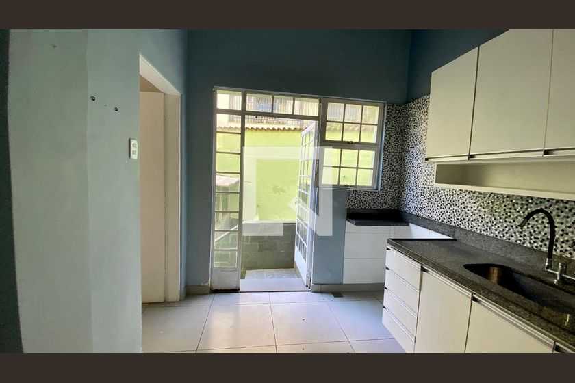 Apartamento à venda com 3 quartos, 180m² - Foto 20