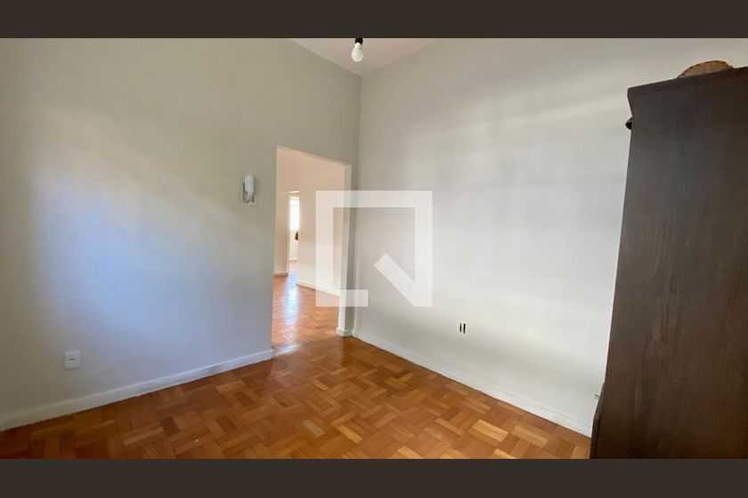 Apartamento à venda com 3 quartos, 180m² - Foto 22