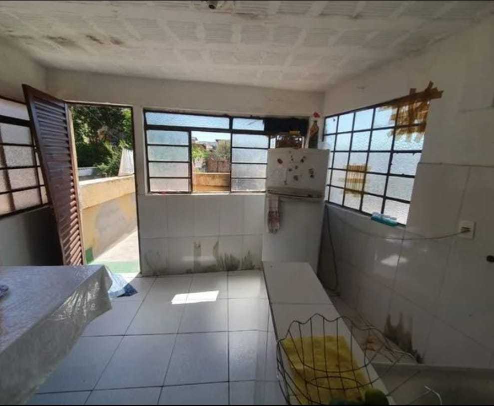 Casa à venda com 3 quartos, 192m² - Foto 8