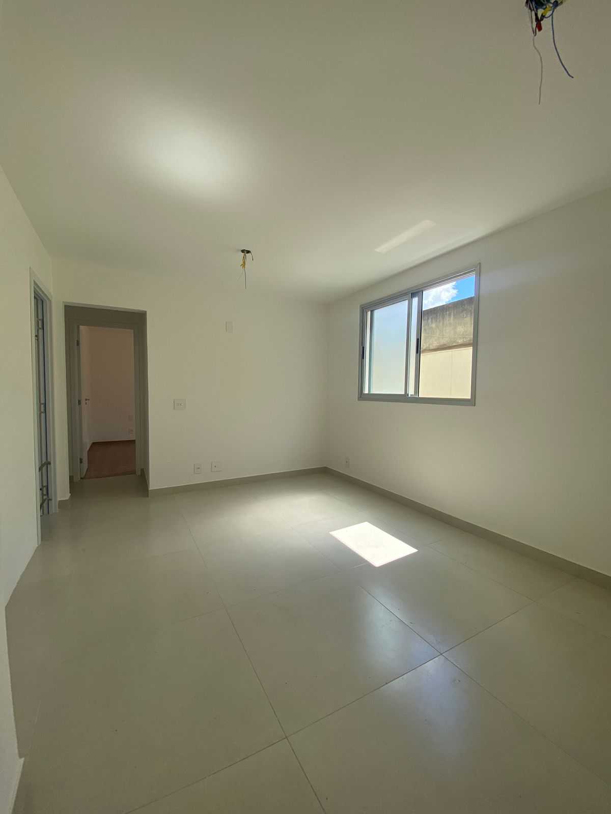 Apartamento à venda com 3 quartos, 79m² - Foto 7