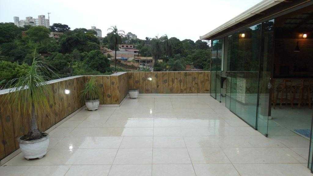 Casa à venda com 3 quartos, 210m² - Foto 22